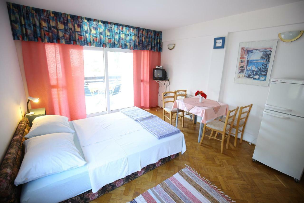 Apartments Paleka 佩特坎内 外观 照片