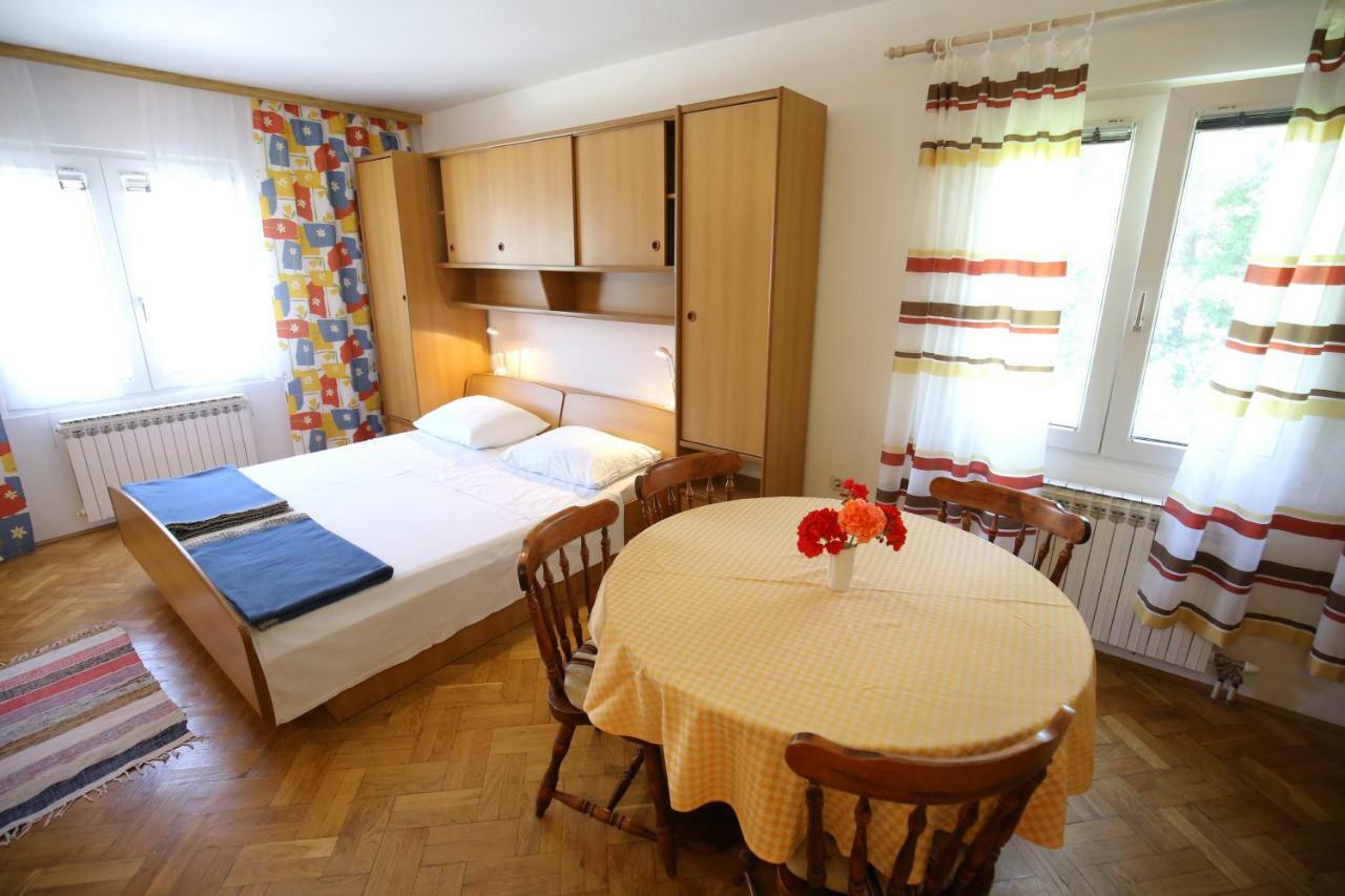 Apartments Paleka 佩特坎内 外观 照片